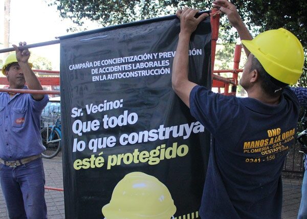 Argentina: Trabajadores de la construcción marcharon para exigir mayores medidas de seguridad laboral