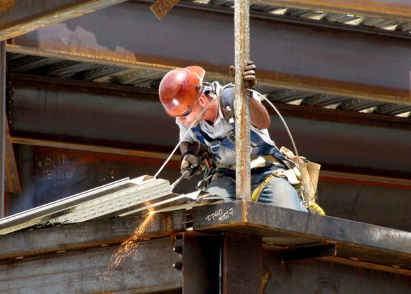 Caídas de altura. Un gran riesgo en la obra