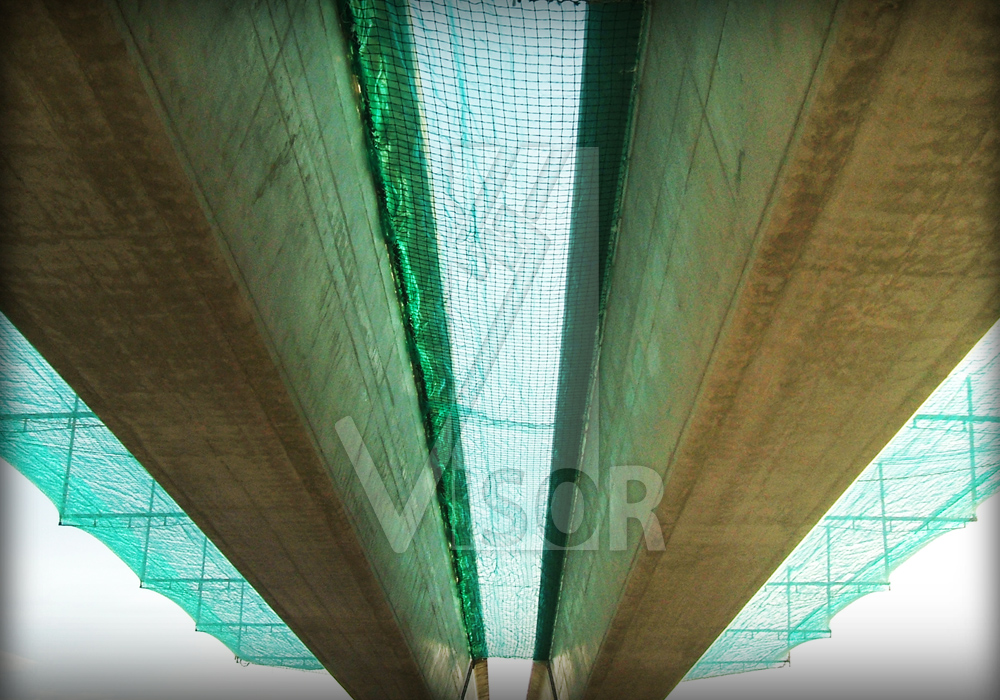 Visor-redes-de-seguridad-puentes-y-viaductos-solucion-anclaje-a-viga