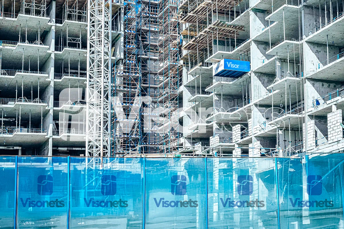 Mallas de ocultación corporativas con logo personalizado – VISORNETS – VISOR FALL ARREST NETS