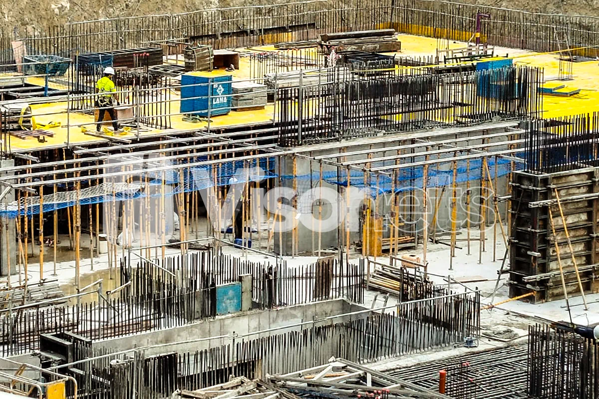 Instalación de 250 redes de seguridad bajo forjado en Benidorm - VISORNETS - Visor Fall Arrest Nets