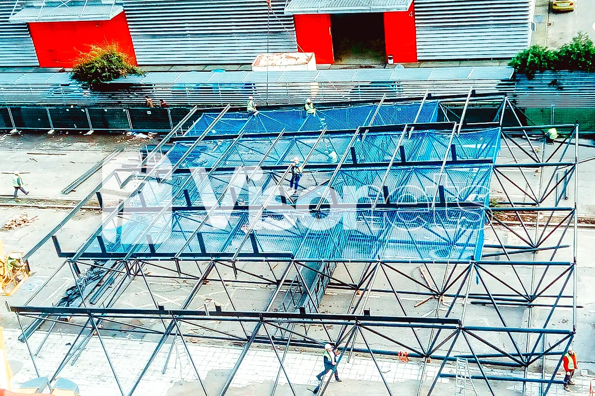 Instalación de redes de seguridad tipo "S" VISORNETS más mallas mosquiteras más mallas anti-objetos tools en estadio Balaídos de Real Club Celta de Vigo