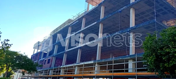 Redes de seguridad Tipo U y Cierre Perimetral en obra residencial de Alicante - VISORNETS