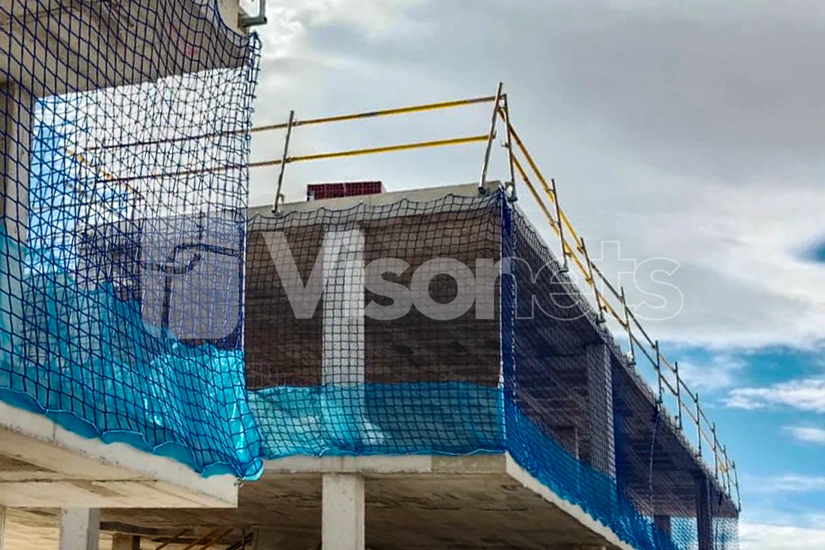 Redes de seguridad en viviendas unifamiliares - Redes tipo U de cierre perimetral - VISORNETS - Visor Fall Arrest Nets