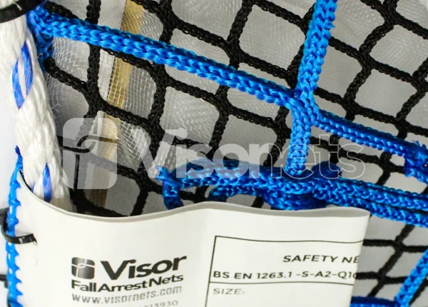 Red de seguridad tipo S de triple capa con sistema tools antiobjetos y mosquitera debris - Visor Fall Arrest Nets