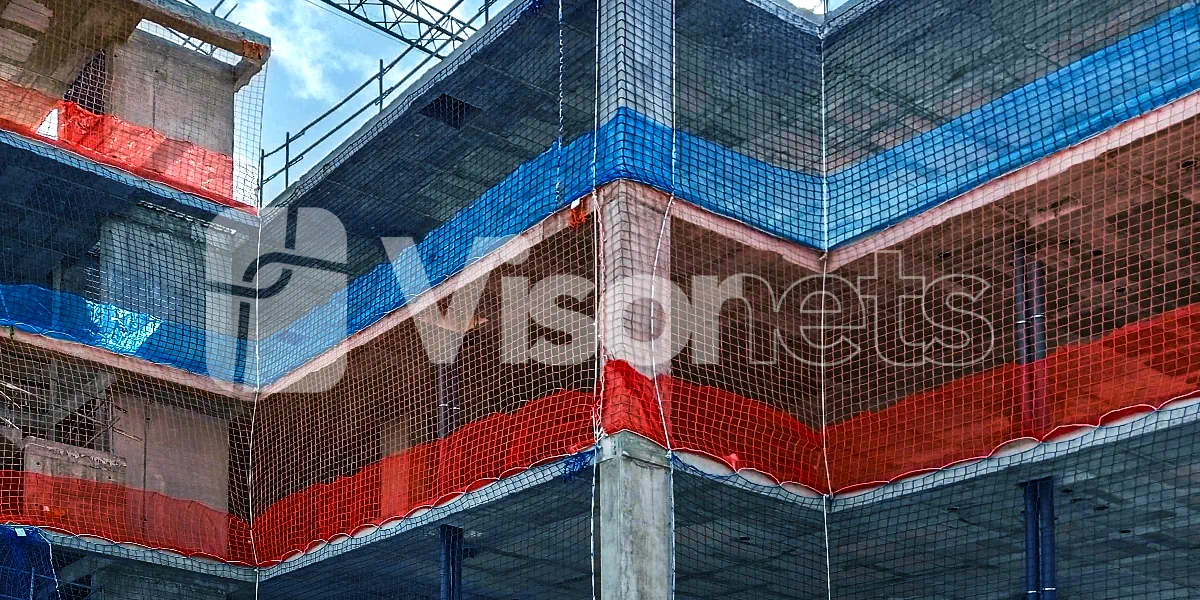Visornets Redes de seguridad verticales Tipo U edificación obra - Cierre perimetral - VISOR FALL ARREST NETS